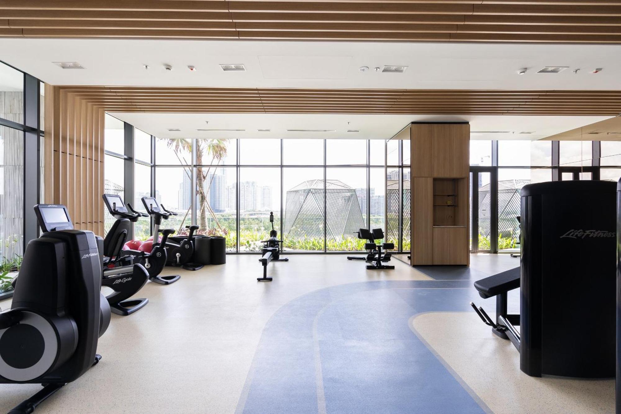 The Crest-Central Saigon Riverside -Free Pool-Gym-Sauna Room-Yoga Room Ciudad Ho Chi Minh  Exterior foto
